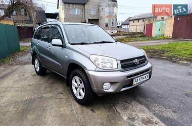 Позашляховик / Кросовер Toyota RAV4 2003 в Києві