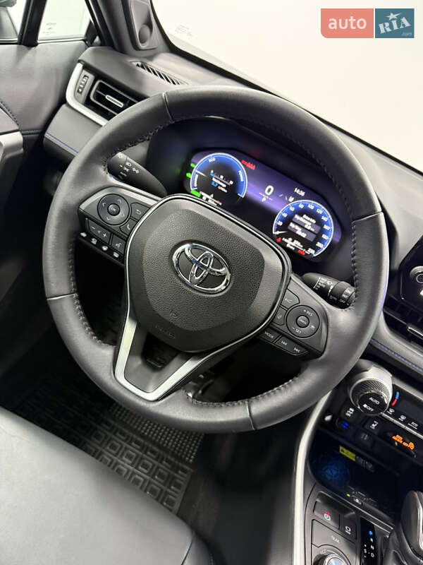 Позашляховик / Кросовер Toyota RAV4 2023 в Одесі