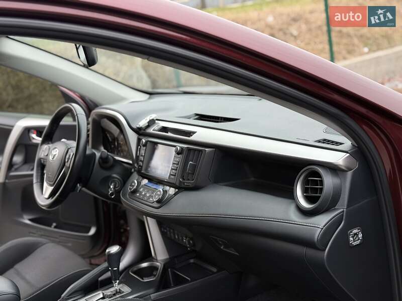Внедорожник / Кроссовер Toyota RAV4 2017 в Виннице фото 37 Внедорожник / Кроссовер Toyota RAV4 2017 в Виннице