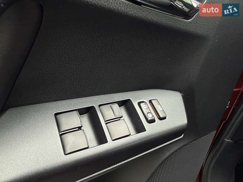 Внедорожник / Кроссовер Toyota RAV4 2017 в Виннице фото 47 Внедорожник / Кроссовер Toyota RAV4 2017 в Виннице