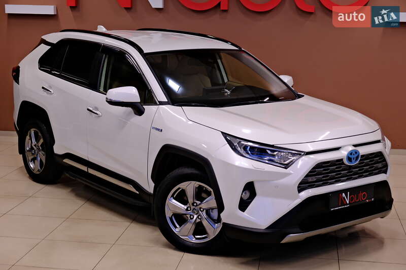 Позашляховик / Кросовер Toyota RAV4 2019 в Одесі