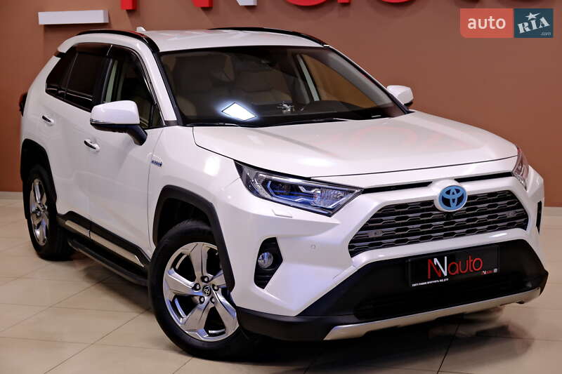 Позашляховик / Кросовер Toyota RAV4 2019 в Одесі