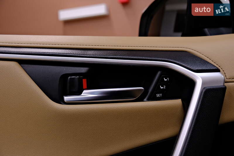 Позашляховик / Кросовер Toyota RAV4 2019 в Одесі