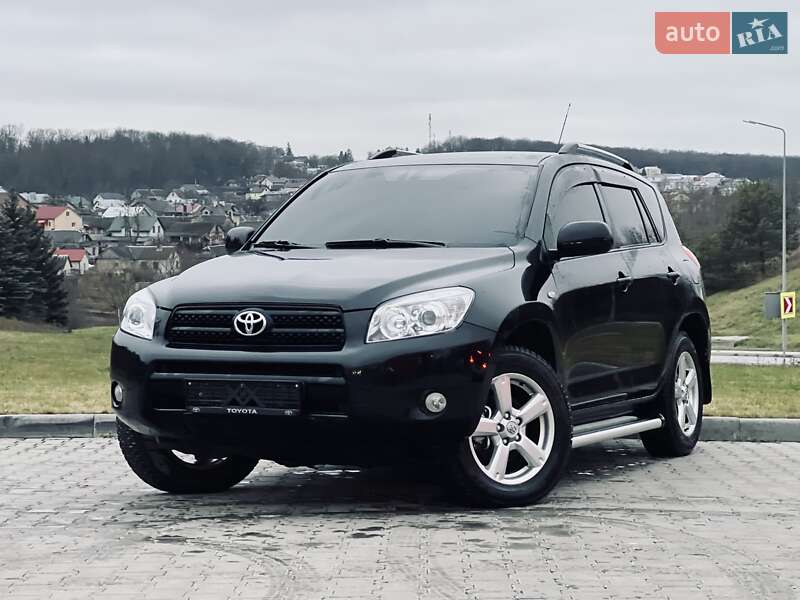 Внедорожник / Кроссовер Toyota RAV4 2008 в Тернополе