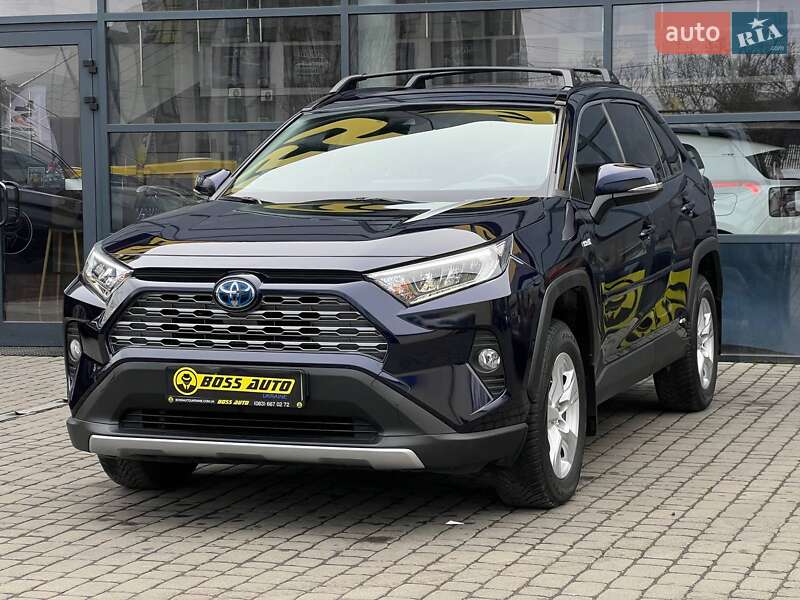 Внедорожник / Кроссовер Toyota RAV4 2021 в Ивано-Франковске
