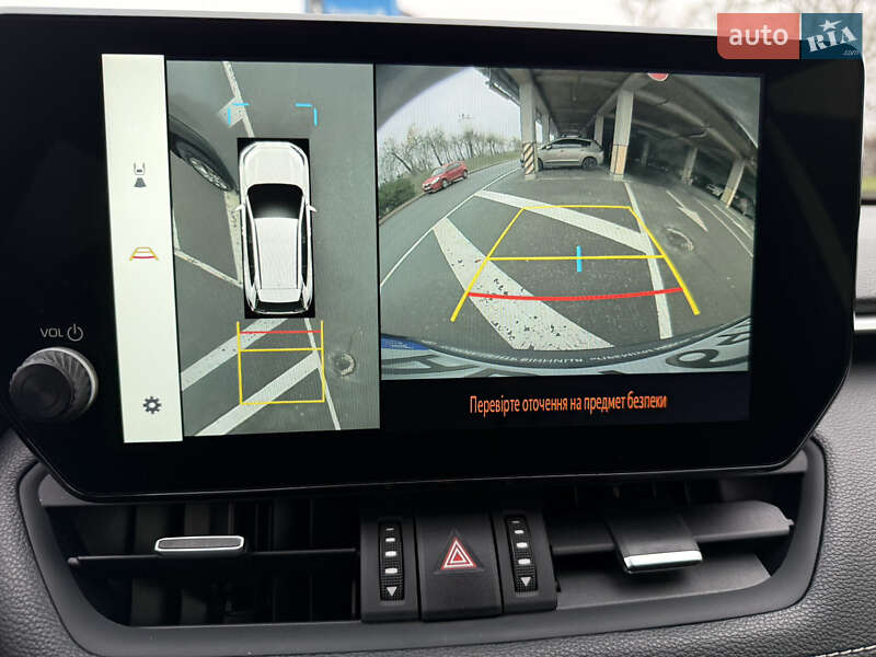 Позашляховик / Кросовер Toyota RAV4 2024 в Києві