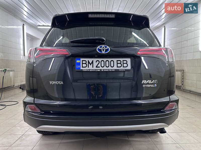 Позашляховик / Кросовер Toyota RAV4 2018 в Сумах