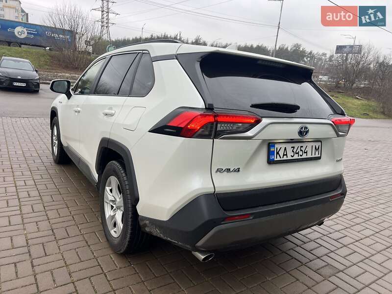 Позашляховик / Кросовер Toyota RAV4 2019 в Києві