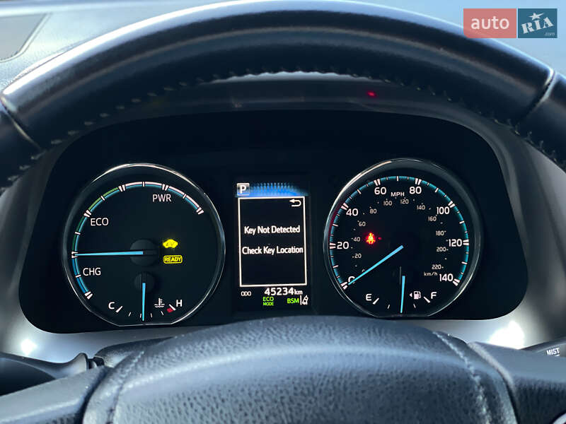 Внедорожник / Кроссовер Toyota RAV4 2016 в Одессе фото 30 Внедорожник / Кроссовер Toyota RAV4 2016 в Одессе