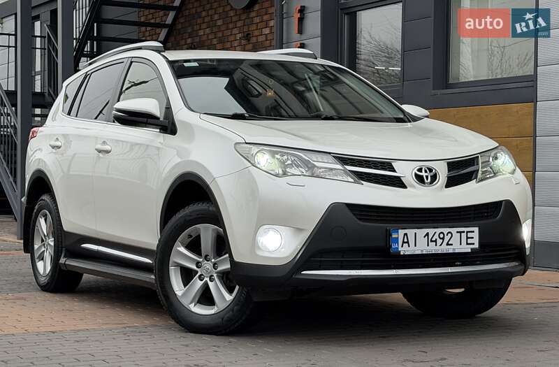 Внедорожник / Кроссовер Toyota RAV4 2014 в Белой Церкви