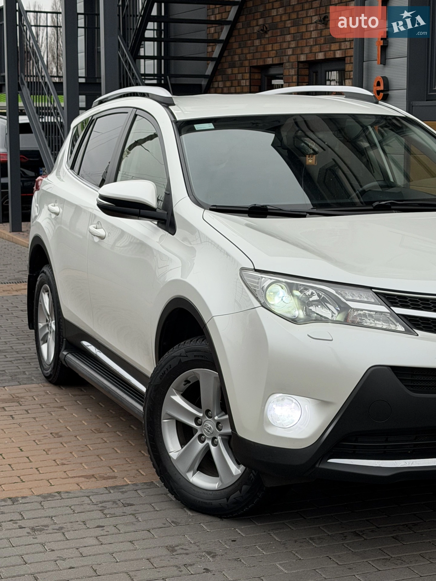 2014 Toyota RAV 4 - мініатюра 18