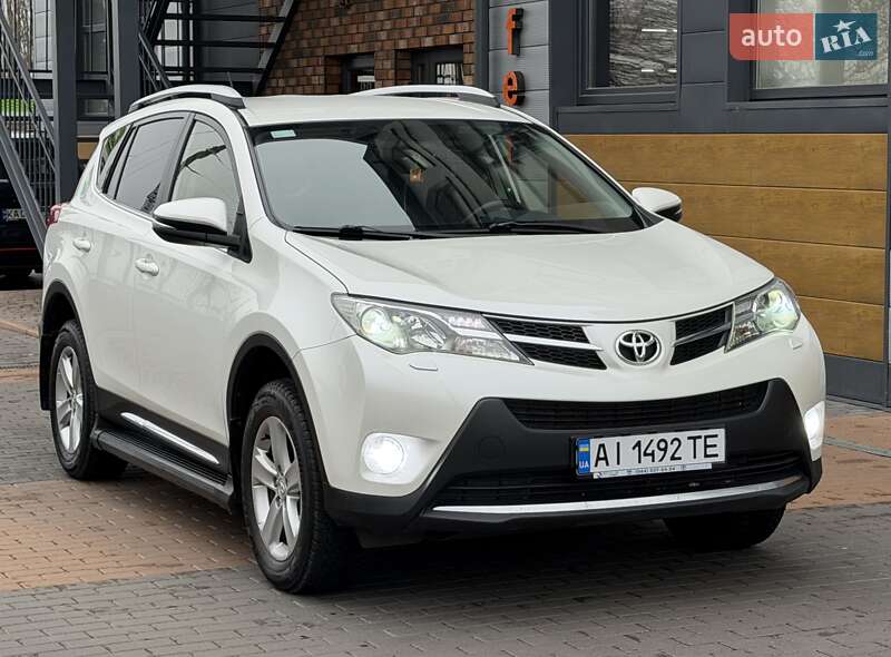 Внедорожник / Кроссовер Toyota RAV4 2014 в Белой Церкви