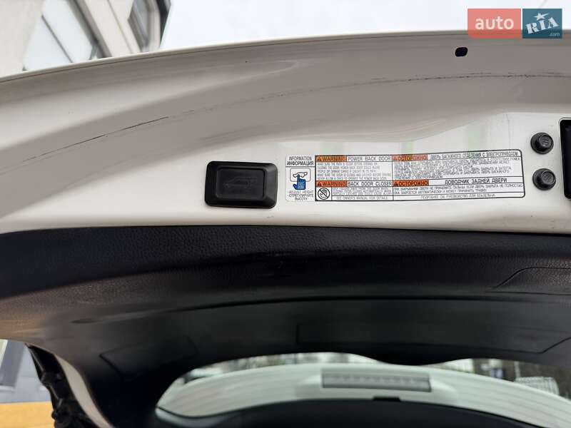 Внедорожник / Кроссовер Toyota RAV4 2014 в Белой Церкви