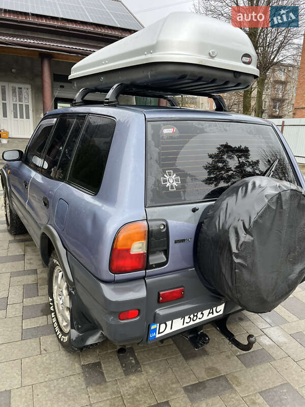 Позашляховик / Кросовер Toyota RAV4 1995 в Калуші