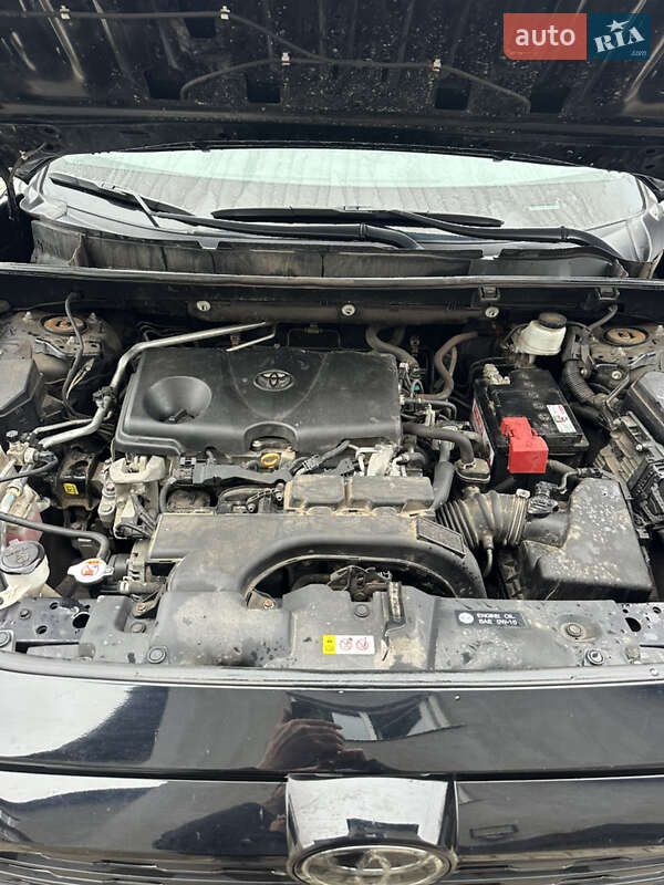 Позашляховик / Кросовер Toyota RAV4 2019 в Полтаві