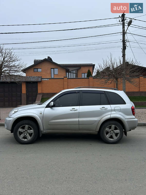 Позашляховик / Кросовер Toyota RAV4 2004 в Дніпрі фото 3 Позашляховик / Кросовер Toyota RAV4 2004 в Дніпрі