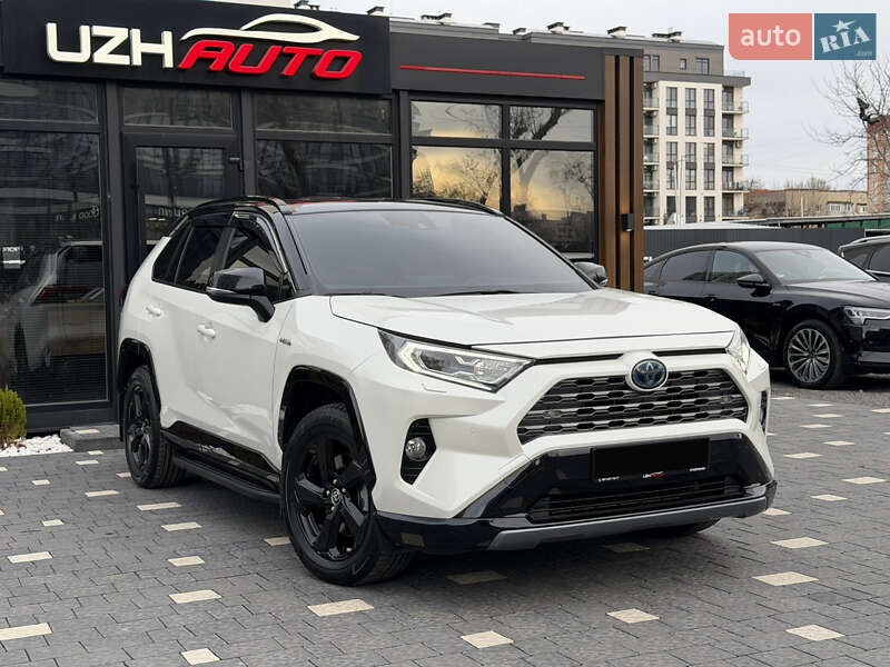 Внедорожник / Кроссовер Toyota RAV4 2020 в Ужгороде фото 9 Внедорожник / Кроссовер Toyota RAV4 2020 в Ужгороде