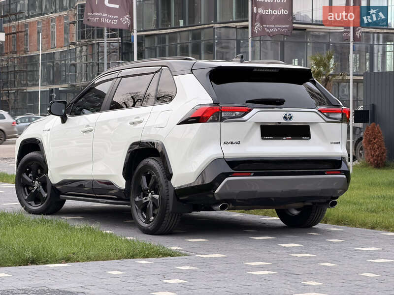 Внедорожник / Кроссовер Toyota RAV4 2020 в Ужгороде фото 18 Внедорожник / Кроссовер Toyota RAV4 2020 в Ужгороде