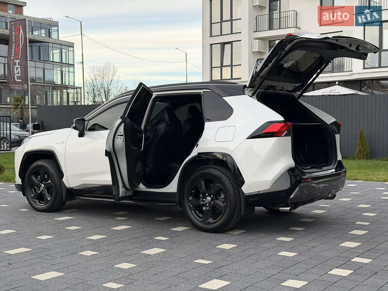 Внедорожник / Кроссовер Toyota RAV4 2020 в Ужгороде фото 58 Внедорожник / Кроссовер Toyota RAV4 2020 в Ужгороде