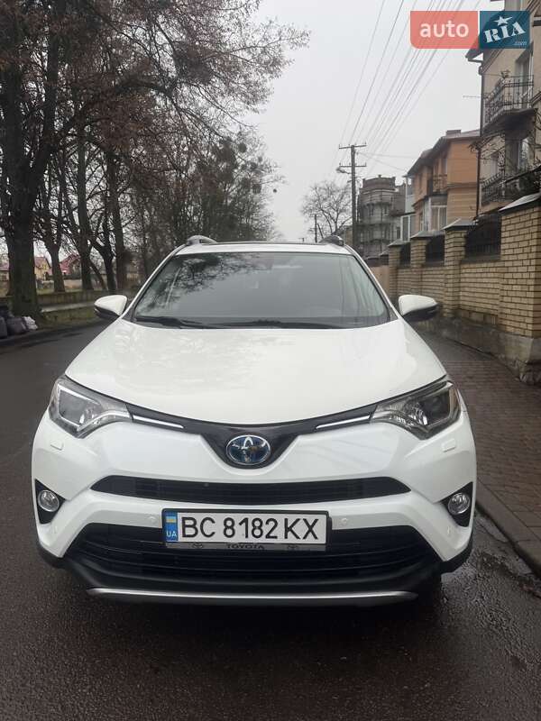 Позашляховик / Кросовер Toyota RAV4 2018 в Львові фото 14 Позашляховик / Кросовер Toyota RAV4 2018 в Львові