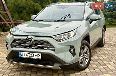 Позашляховик / Кросовер Toyota RAV4 2022 в Дніпрі