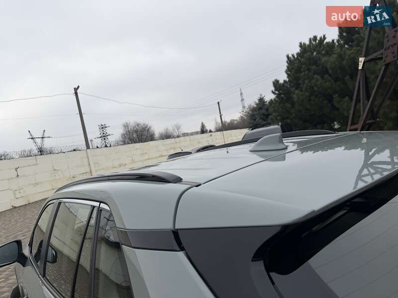 Внедорожник / Кроссовер Toyota RAV4 2022 в Днепре