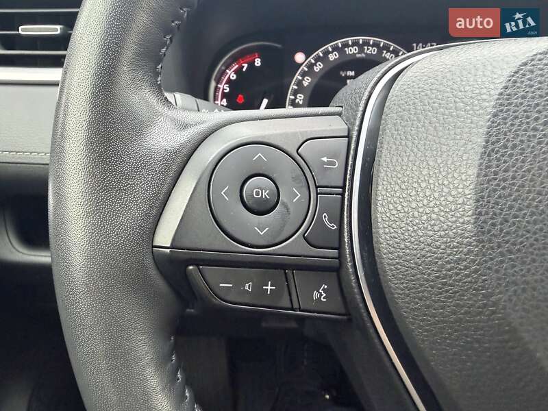 Внедорожник / Кроссовер Toyota RAV4 2022 в Днепре