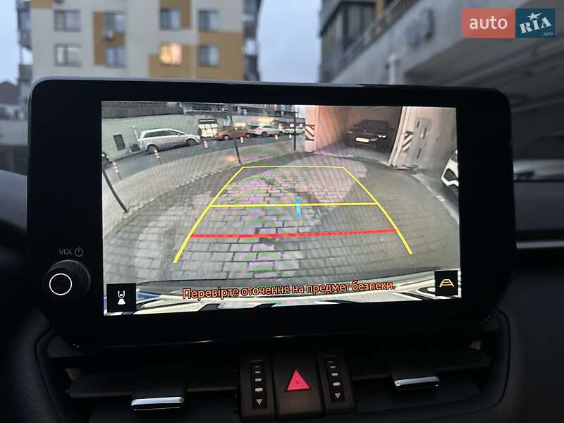 Внедорожник / Кроссовер Toyota RAV4 2023 в Киеве