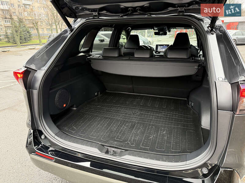 Внедорожник / Кроссовер Toyota RAV4 2022 в Днепре