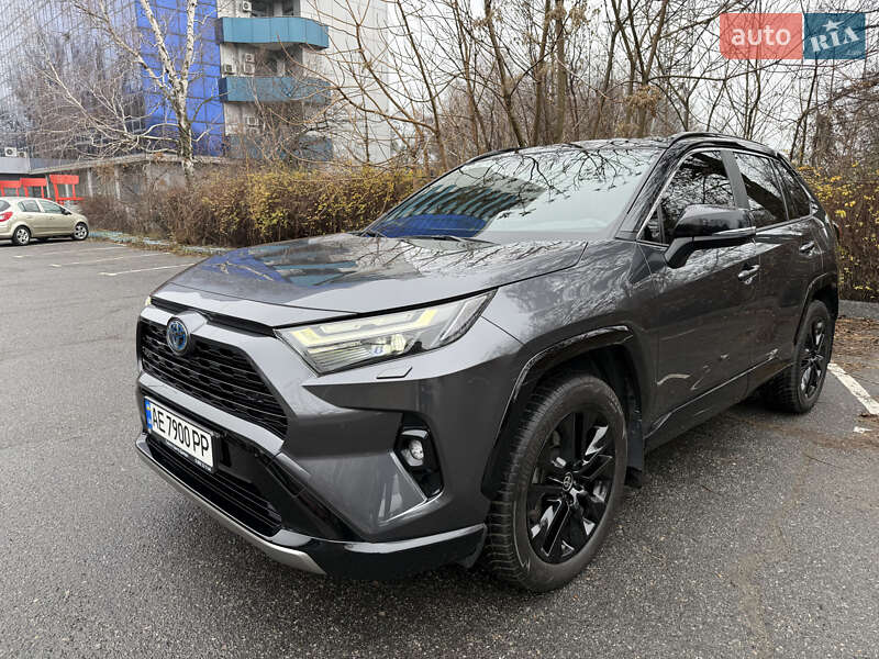 Внедорожник / Кроссовер Toyota RAV4 2022 в Днепре