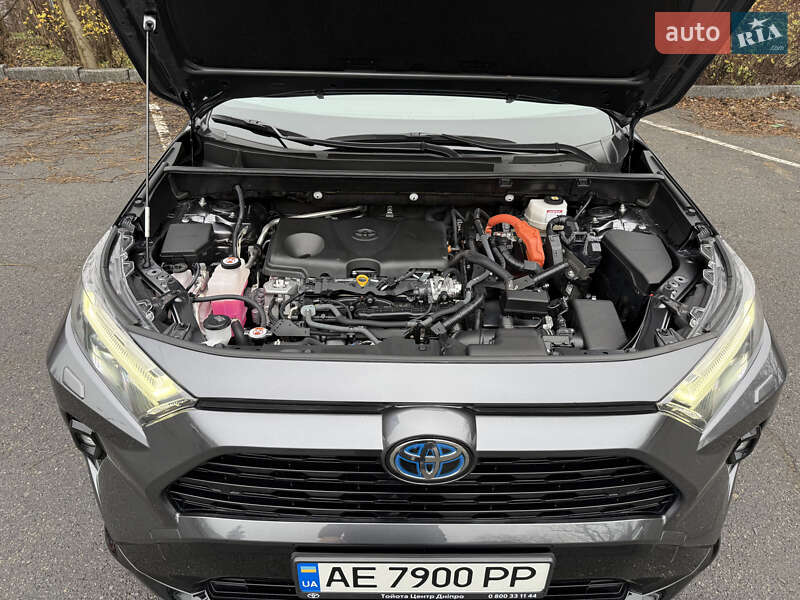 Внедорожник / Кроссовер Toyota RAV4 2022 в Днепре