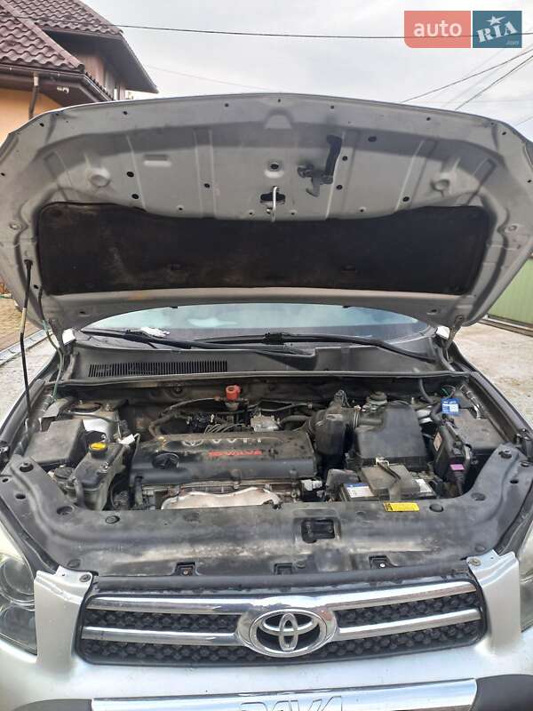 Позашляховик / Кросовер Toyota RAV4 2007 в Калуші
