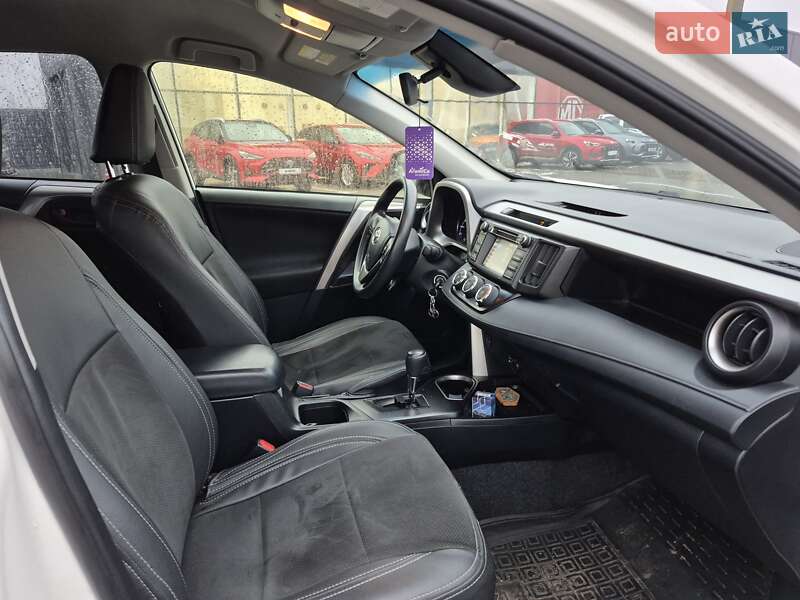 Внедорожник / Кроссовер Toyota RAV4 2018 в Кропивницком фото 11 Внедорожник / Кроссовер Toyota RAV4 2018 в Кропивницком