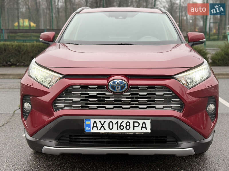Внедорожник / Кроссовер Toyota RAV4 2019 в Харькове