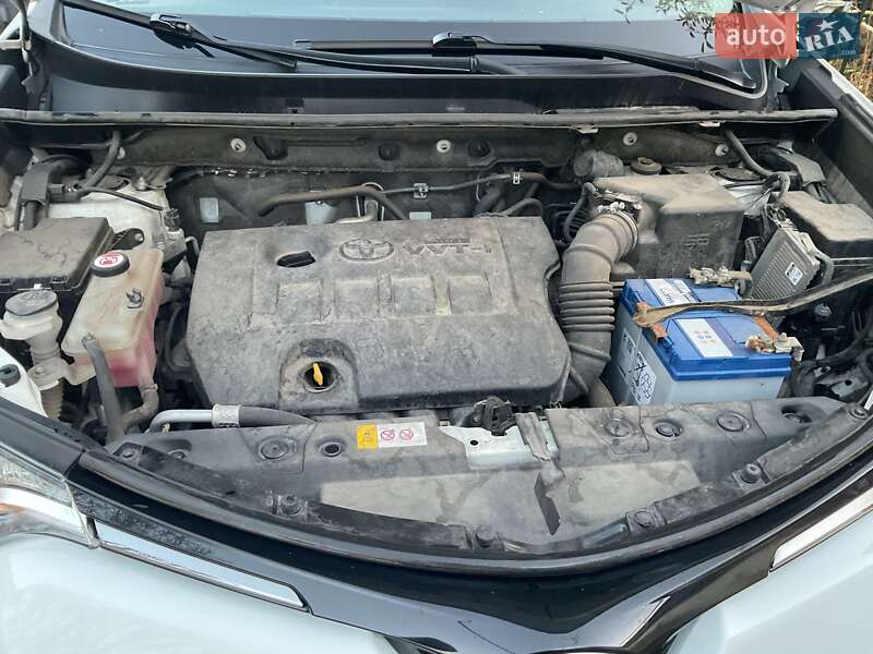 Внедорожник / Кроссовер Toyota RAV4 2017 в Харькове фото 3 Внедорожник / Кроссовер Toyota RAV4 2017 в Харькове