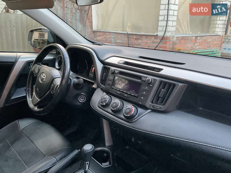 Внедорожник / Кроссовер Toyota RAV4 2017 в Харькове фото 8 Внедорожник / Кроссовер Toyota RAV4 2017 в Харькове