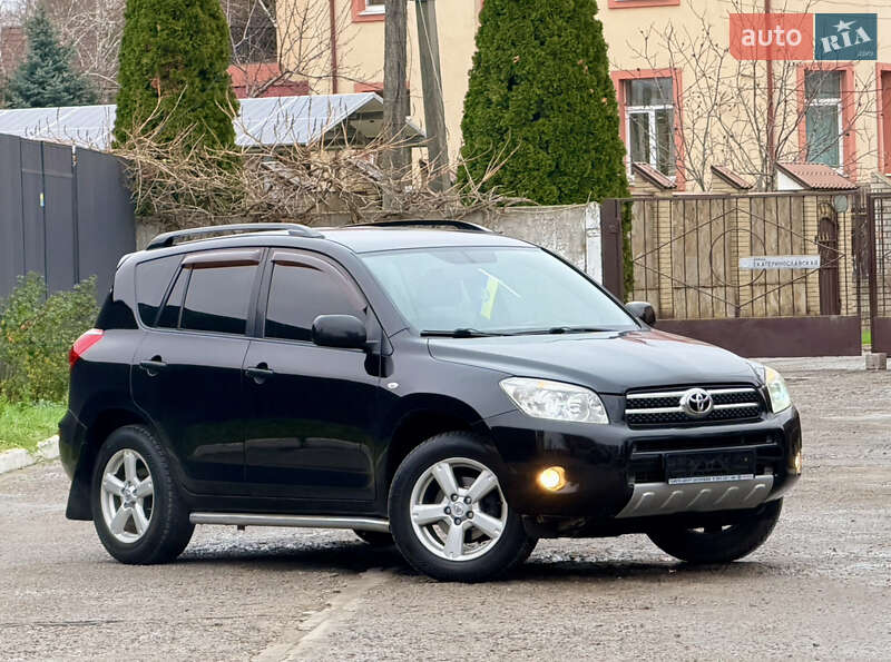 Внедорожник / Кроссовер Toyota RAV4 2007 в Днепре