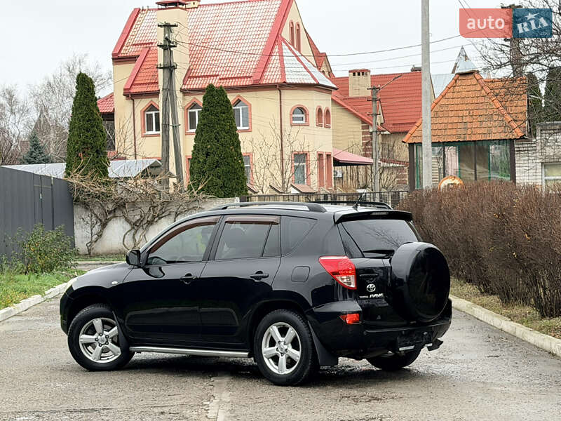 Внедорожник / Кроссовер Toyota RAV4 2007 в Днепре