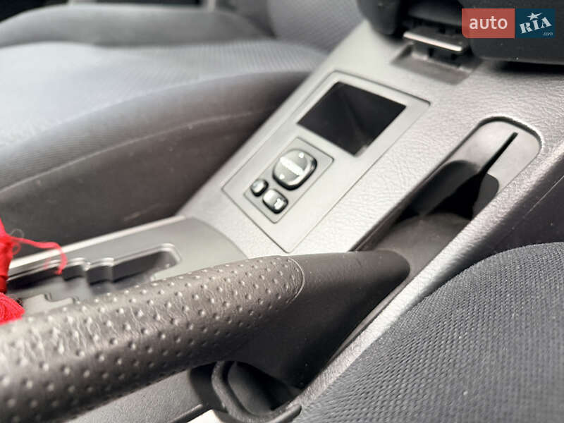 Внедорожник / Кроссовер Toyota RAV4 2007 в Днепре