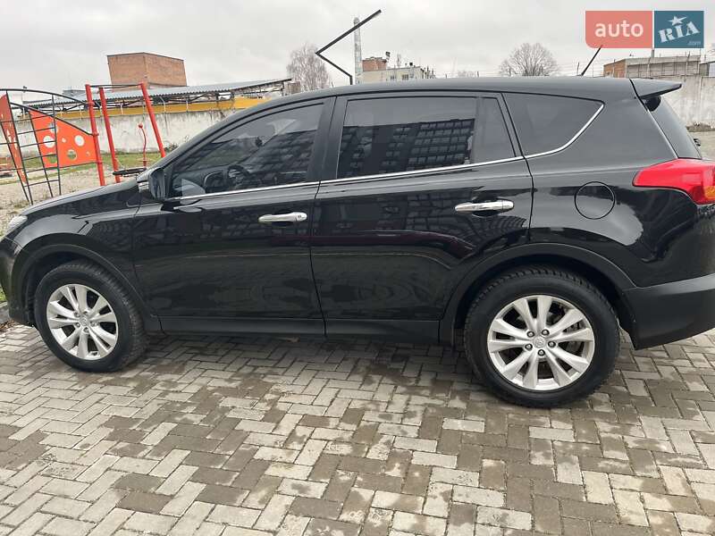 Toyota RAV4 2013