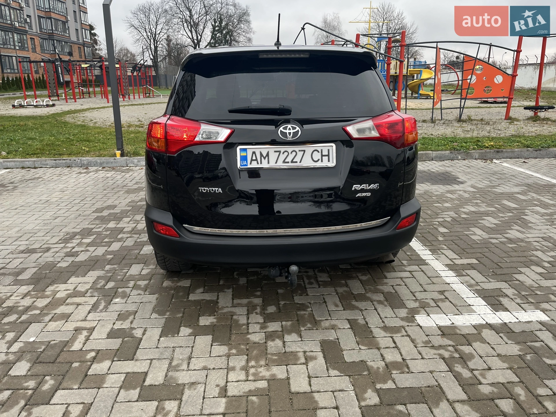 2013 Toyota RAV 4 - мініатюра 10