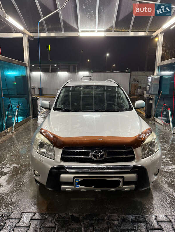 Внедорожник / Кроссовер Toyota RAV4 2007 в Николаеве