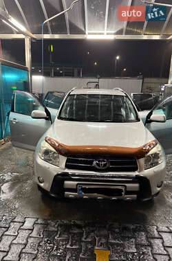 Внедорожник / Кроссовер Toyota RAV4 2007 в Николаеве