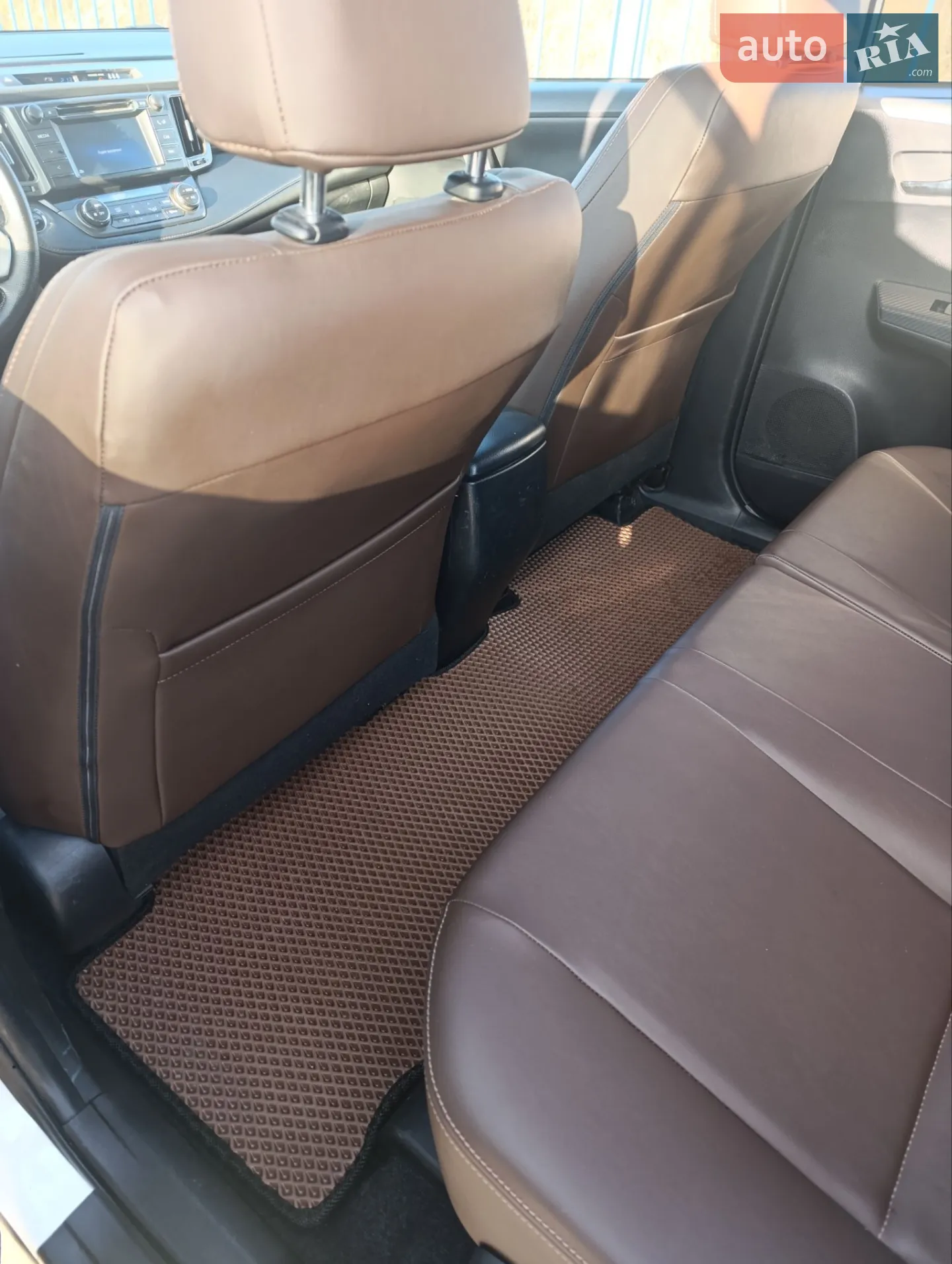 2015 Toyota RAV 4 - мініатюра 14