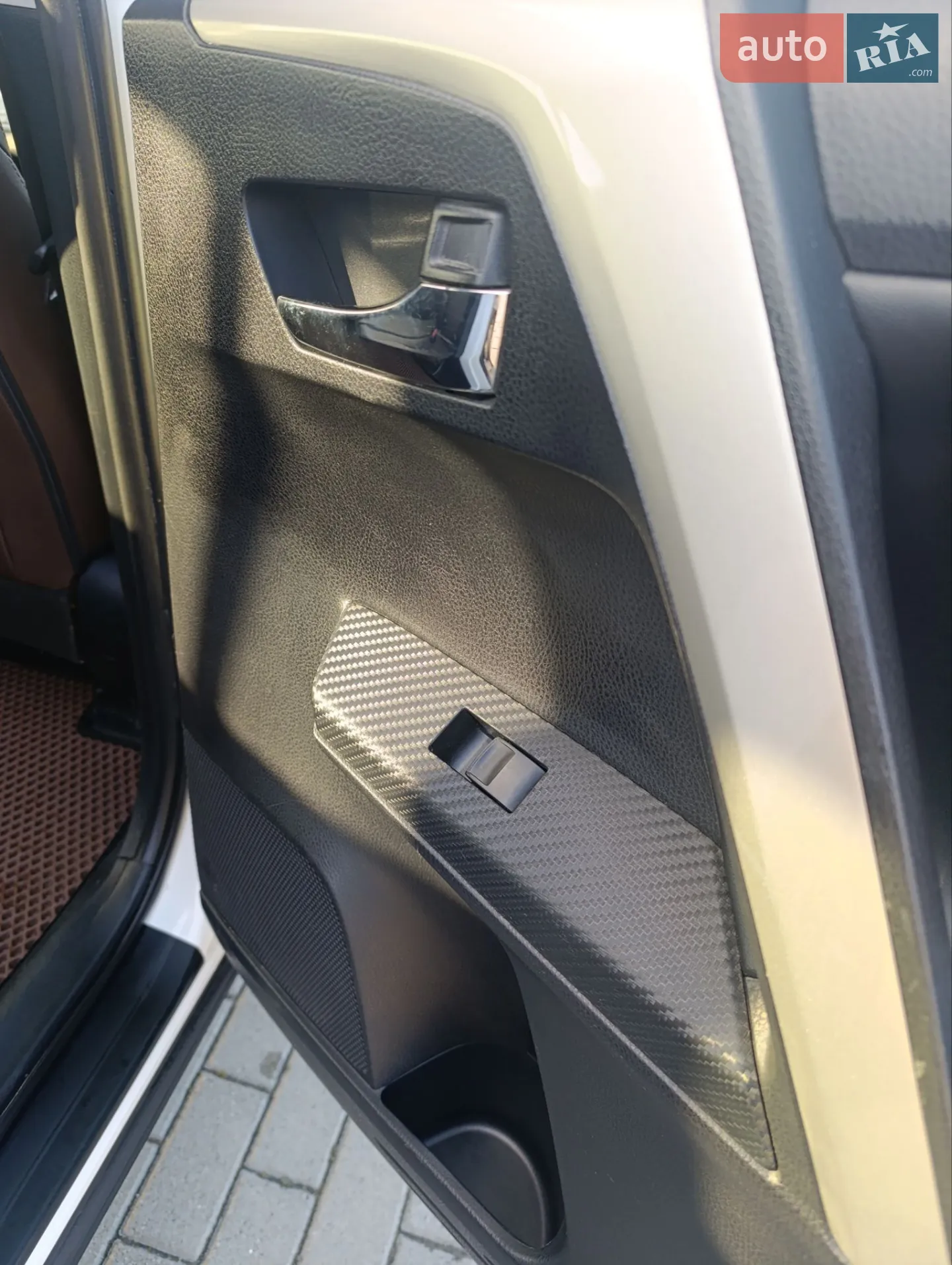 2015 Toyota RAV 4 - мініатюра 18