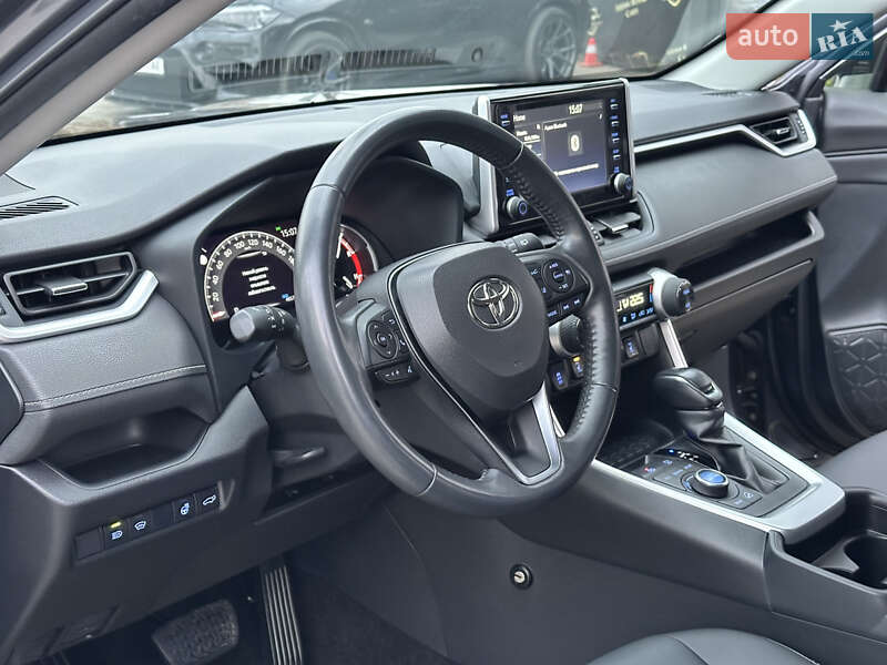 Внедорожник / Кроссовер Toyota RAV4 2021 в Харькове фото 16 Внедорожник / Кроссовер Toyota RAV4 2021 в Харькове