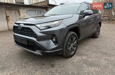 Позашляховик / Кросовер Toyota RAV4 2022 в Києві