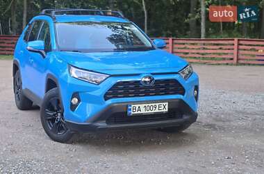 Позашляховик / Кросовер Toyota RAV4 2020 в Кропивницькому