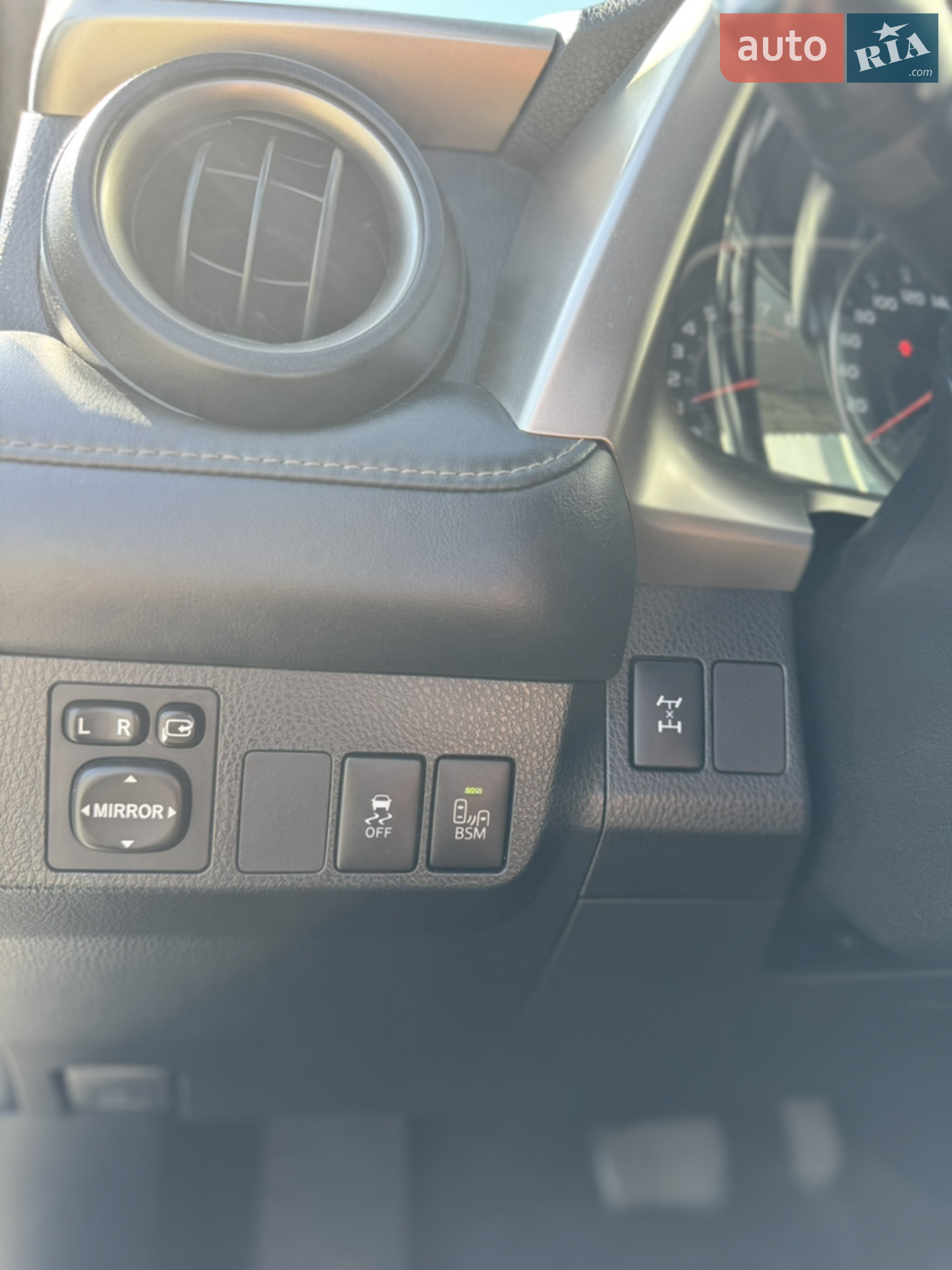 2013 Toyota RAV 4 - мініатюра 31