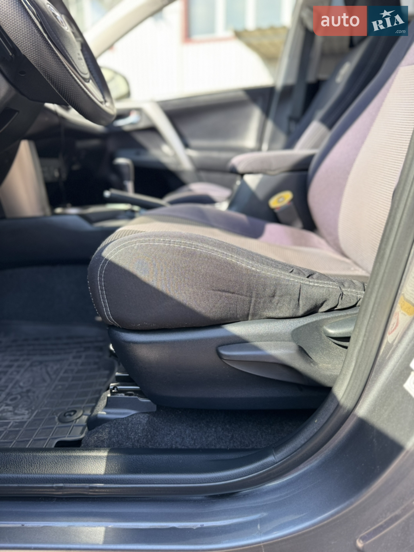 2013 Toyota RAV 4 - мініатюра 38